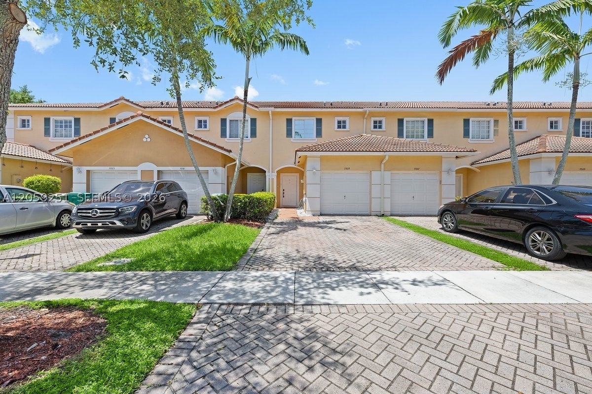 7929 Tuscany Dr