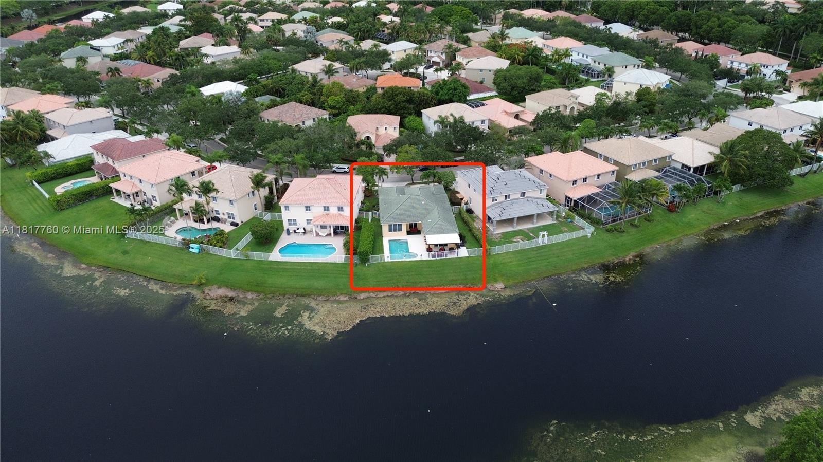 4221 Laurel Ridge Cir