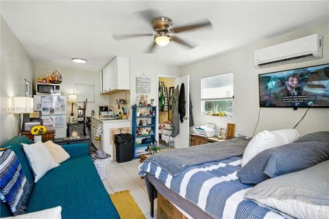 702 50th St 3 West Palm Beach FL 33407