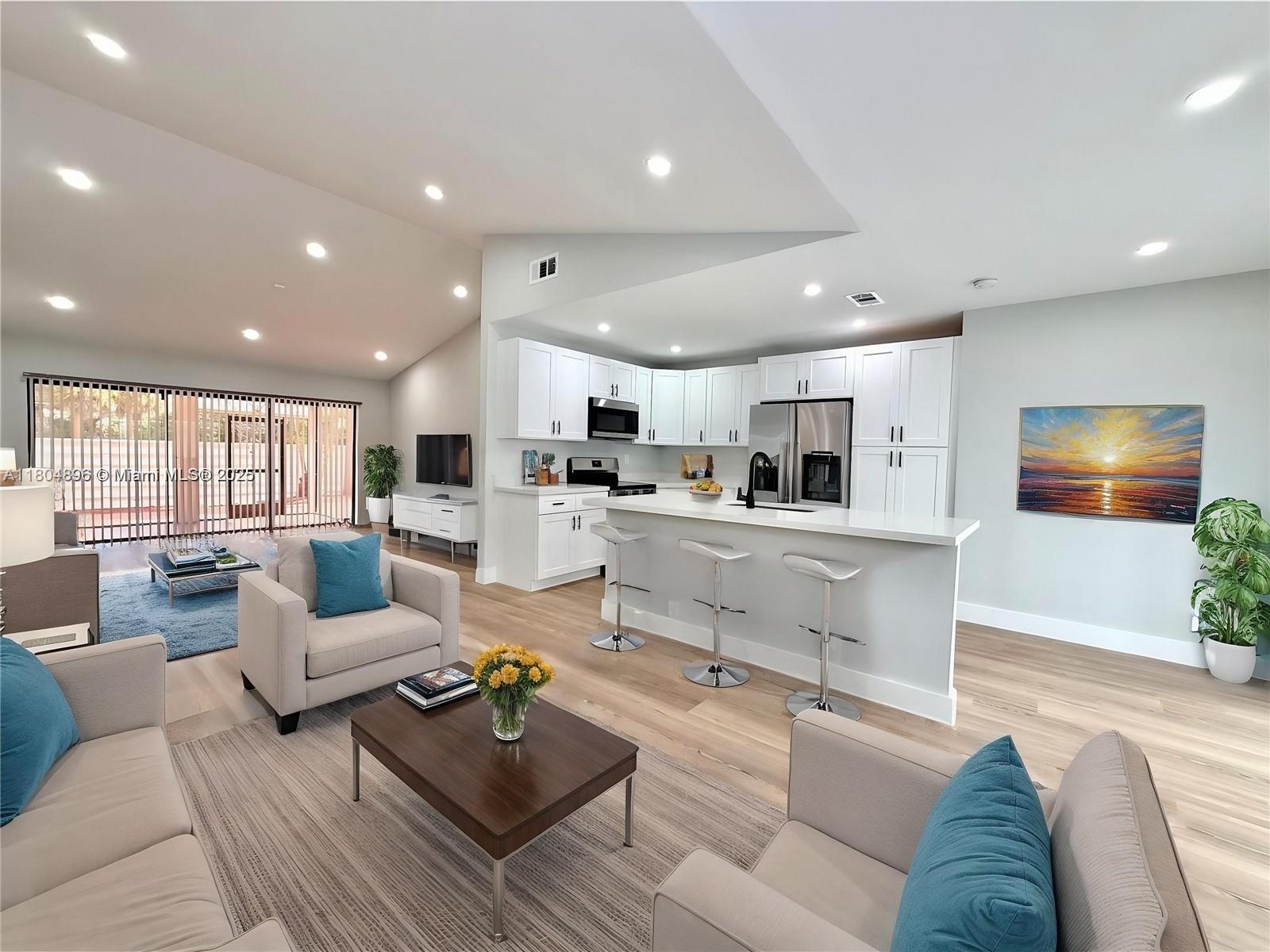 TIBURON II PH II - Residential
