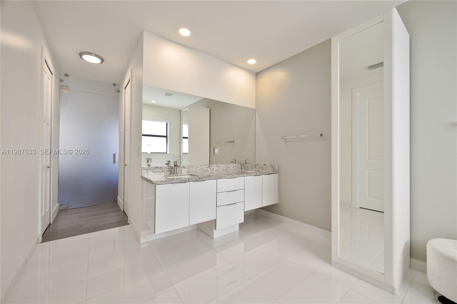 DAV MAR ESTATES - Residential