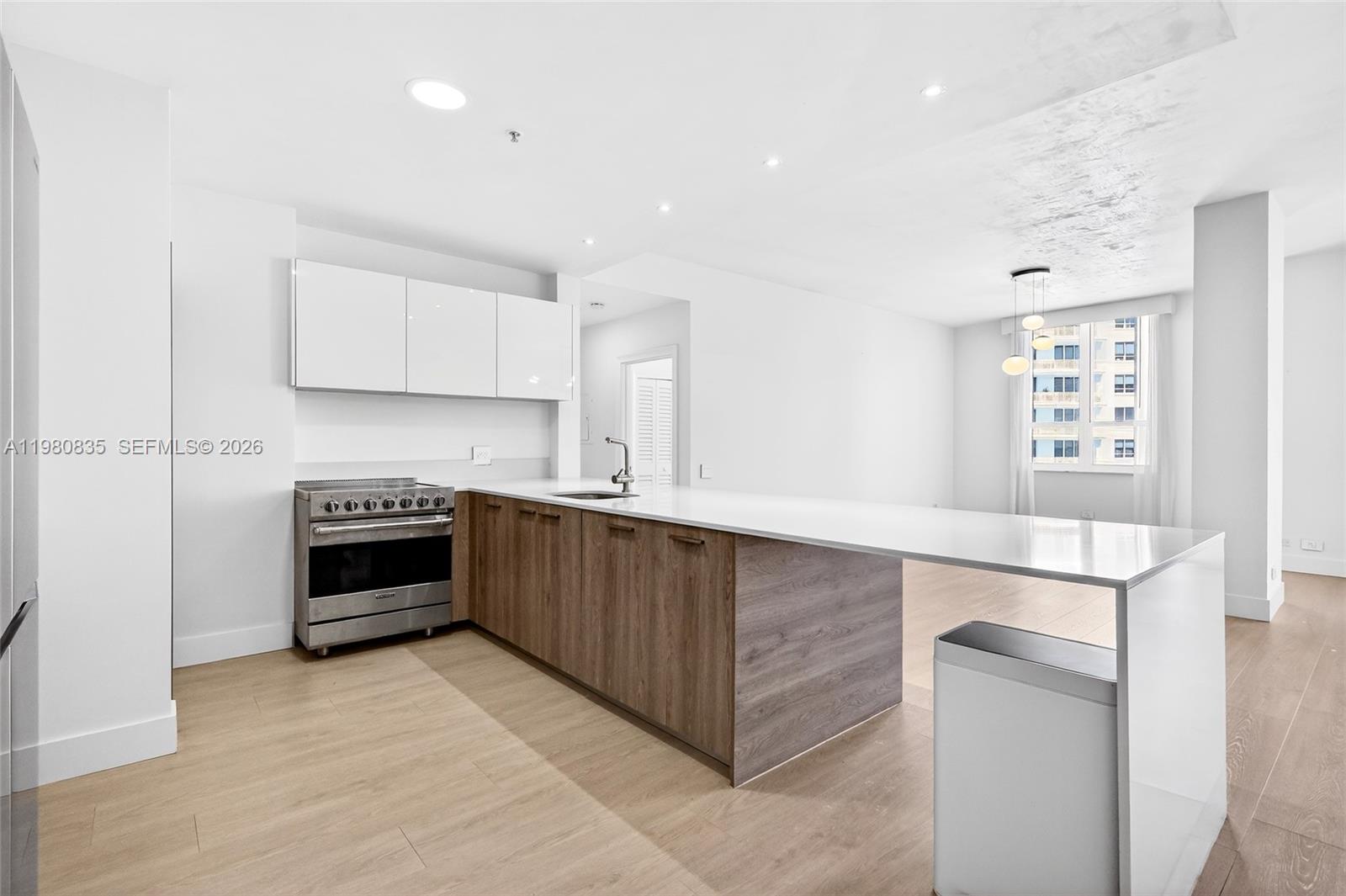 COURVOISIER COURTS CONDO - Residential Lease