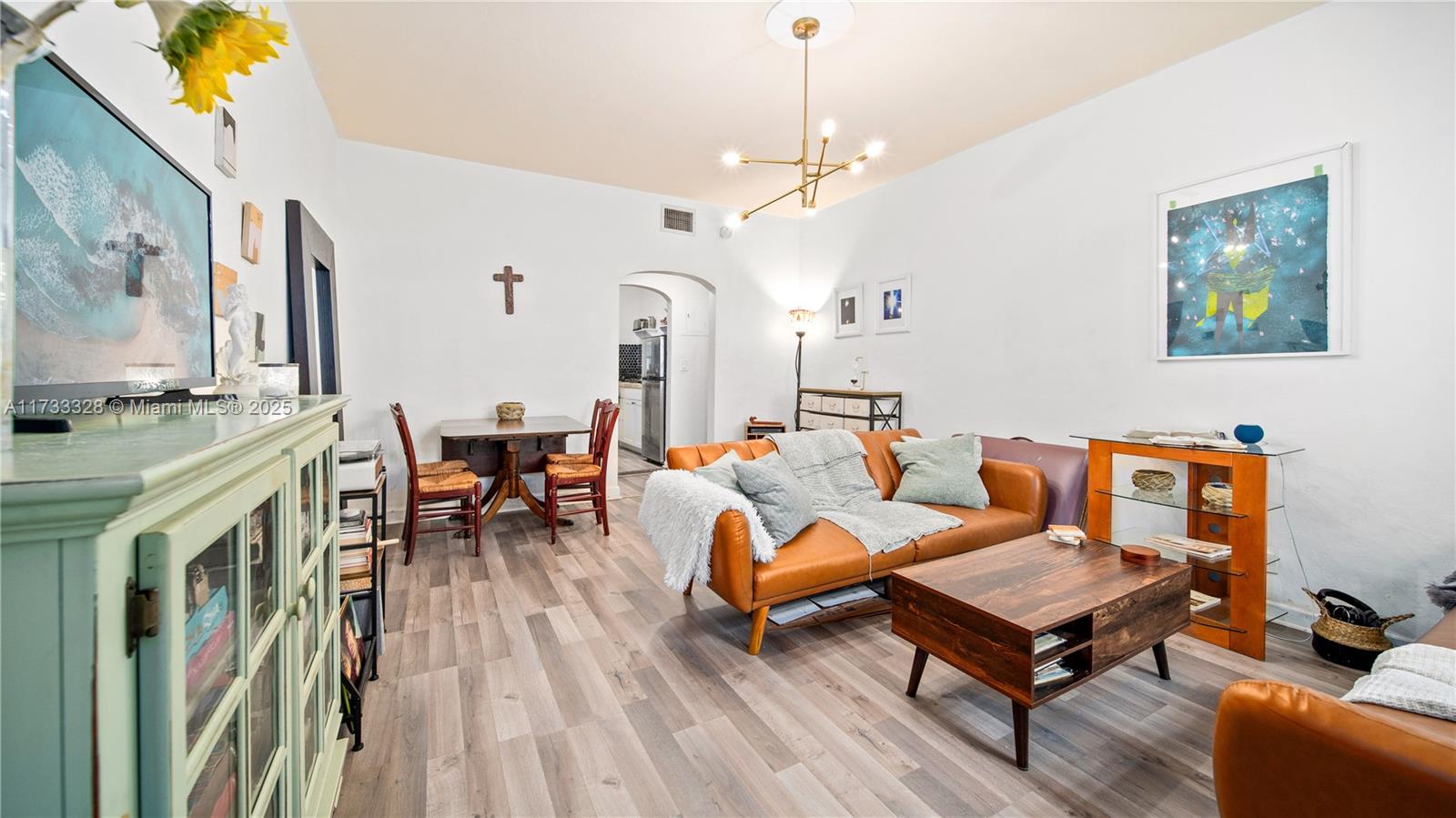 Rental Property at 1571 Pennsylvania Ave 3S, Miami Beach, Miami-Dade County, Florida - Bedrooms: 1 
Bathrooms: 1  - $1,950 MO.