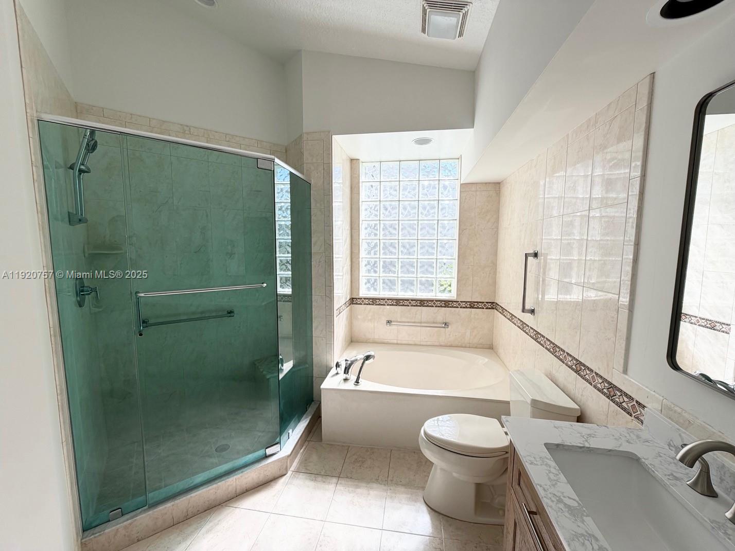 ANTIGUA POINT - Residential Lease