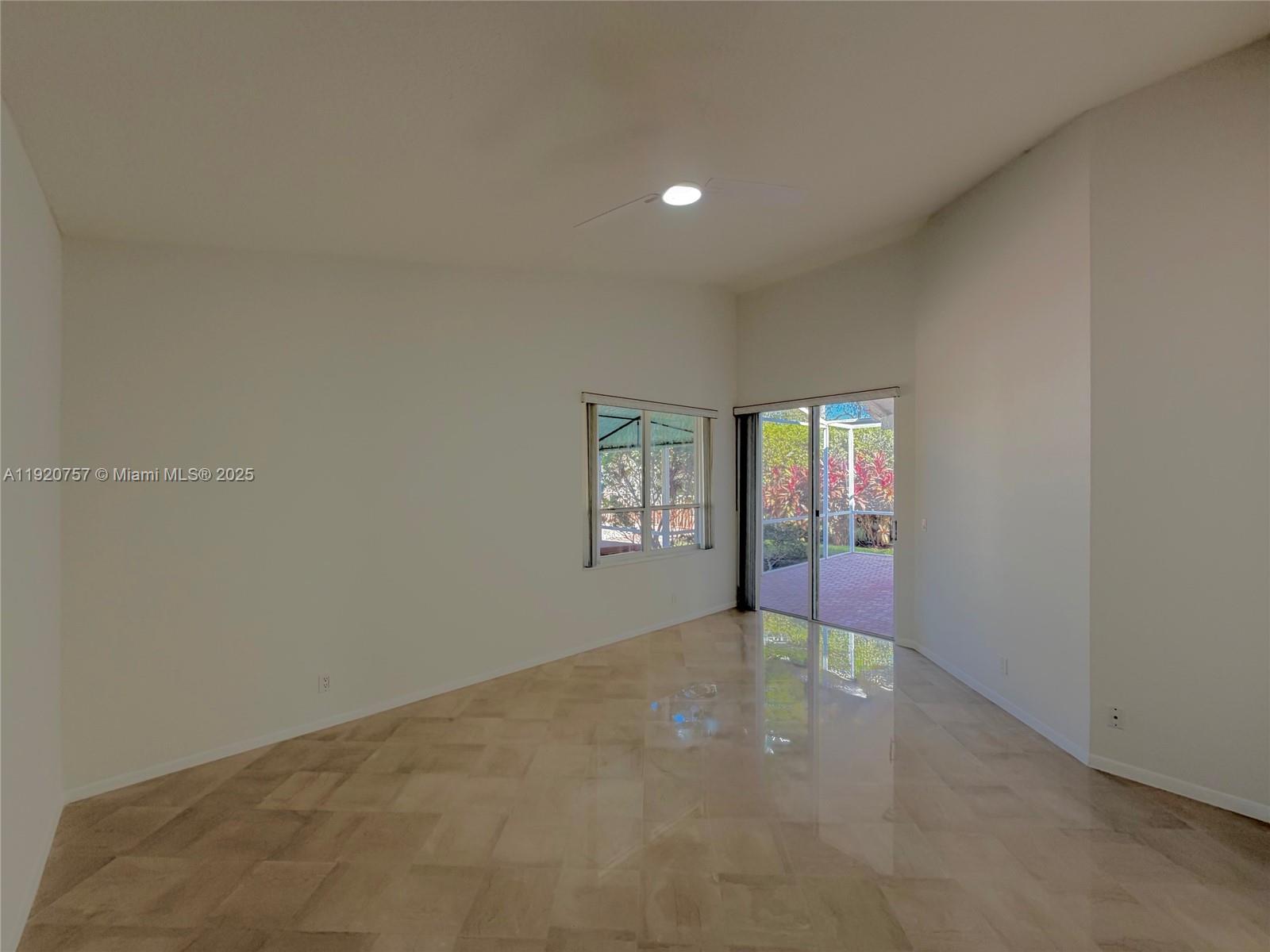 ANTIGUA POINT - Residential Lease