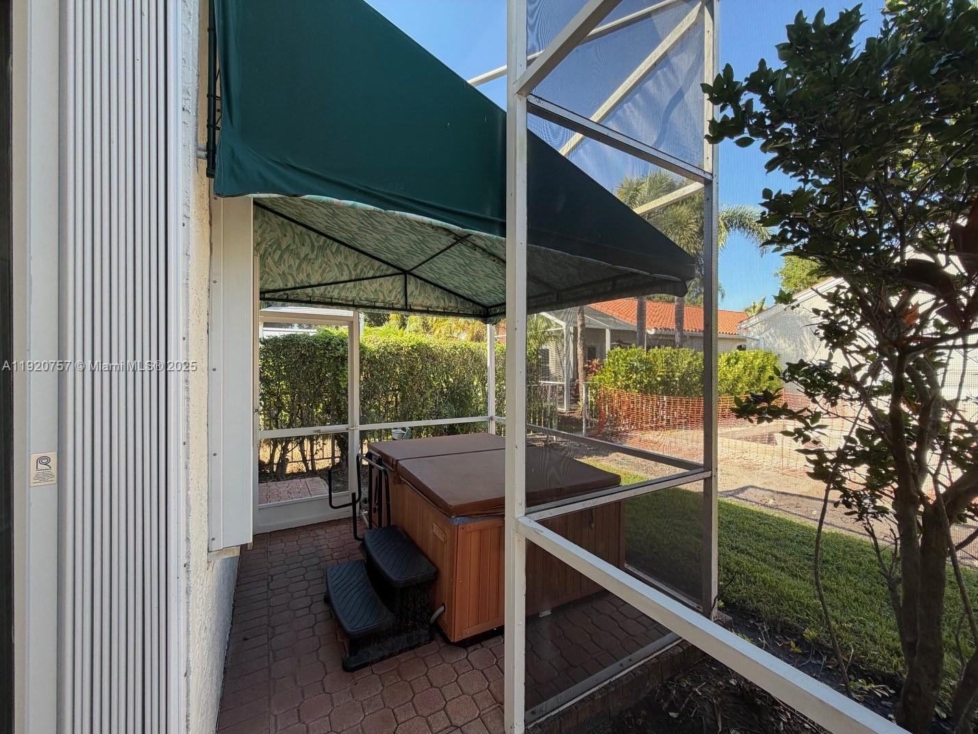 ANTIGUA POINT - Residential Lease