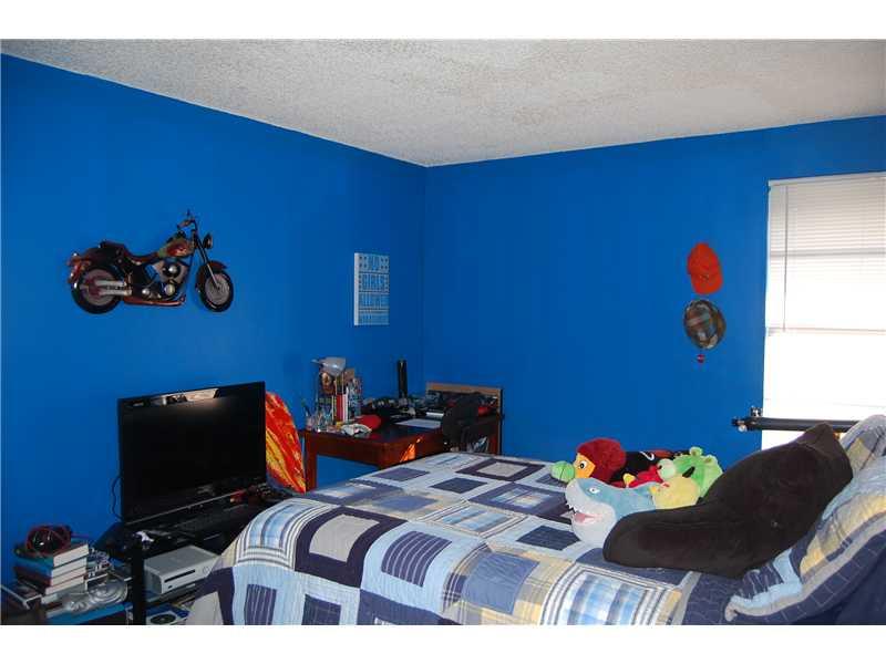 BRIAR LAKE - Residential Lease