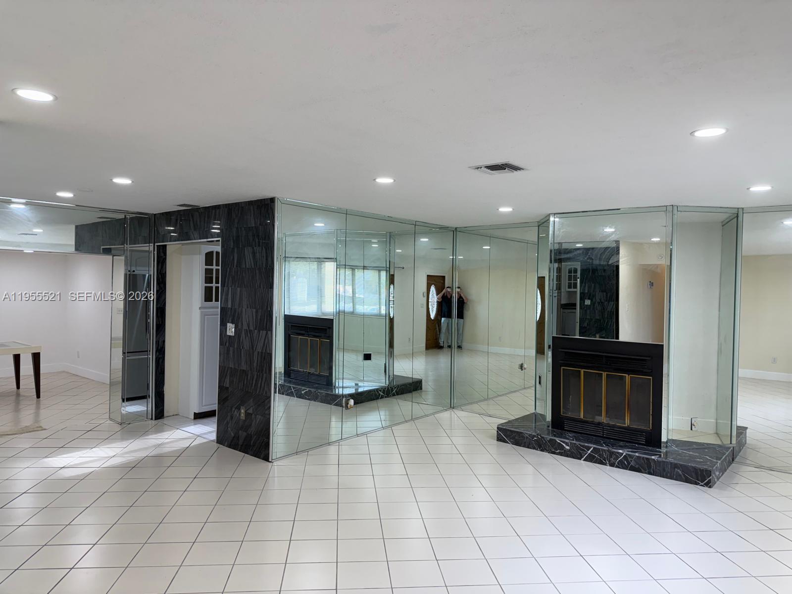 IVES ESTATES SEC 1 - Residential