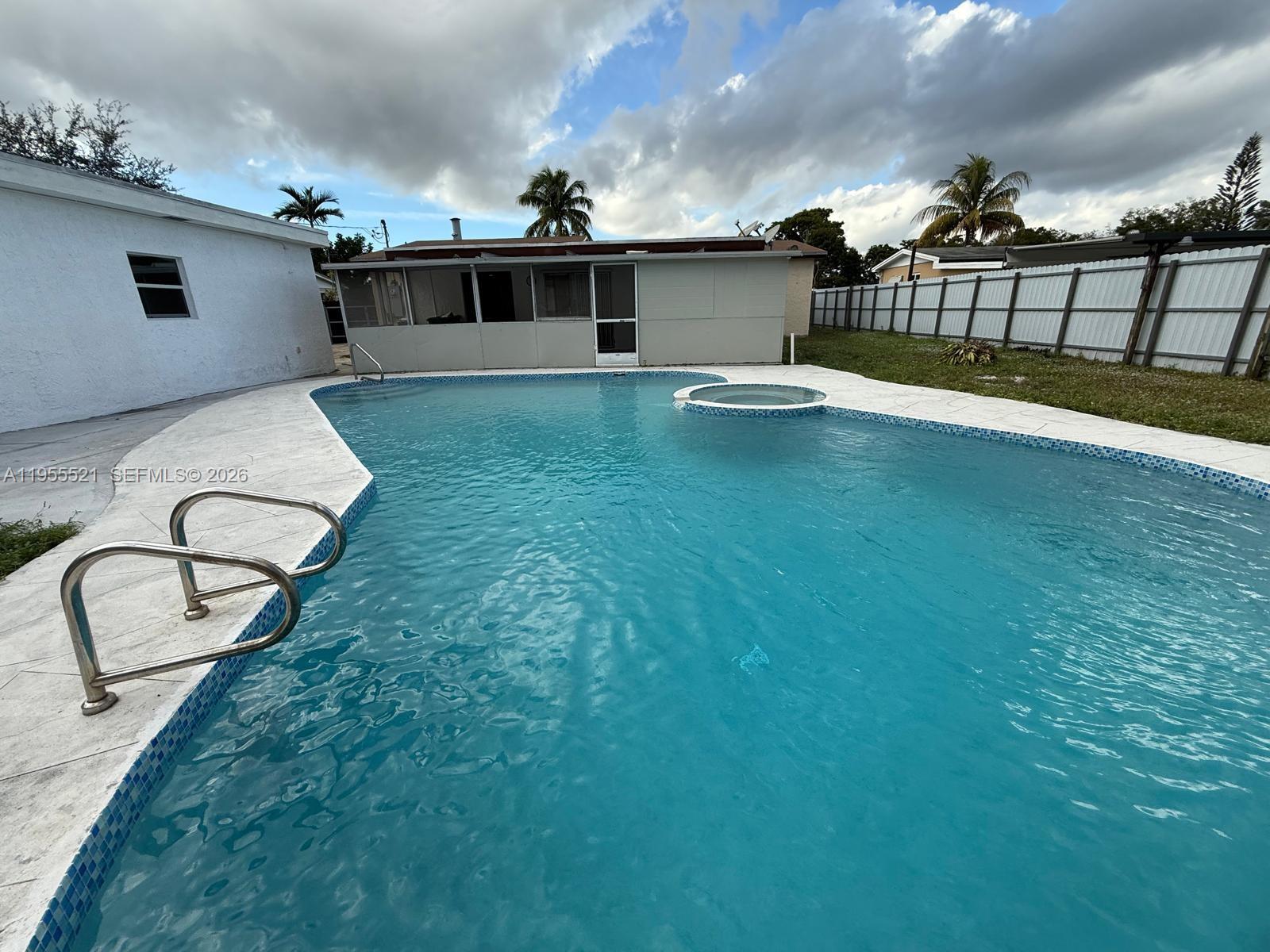 IVES ESTATES SEC 1 - Residential