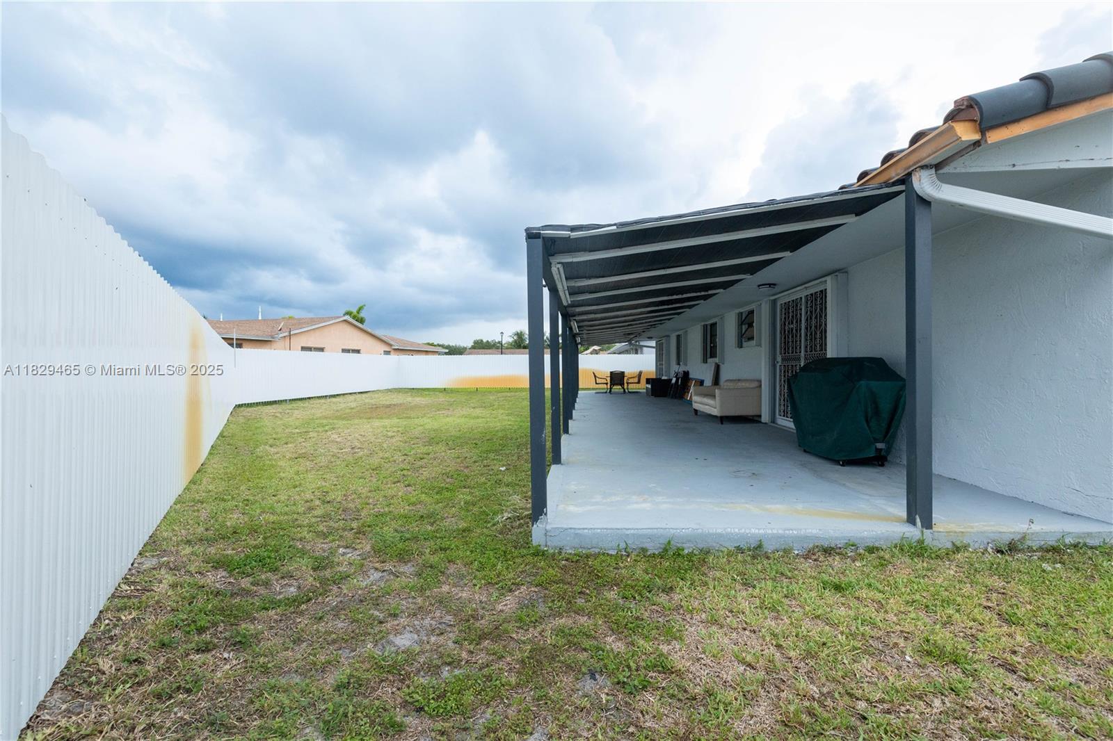 ROLLING OAK ESTS - Residential