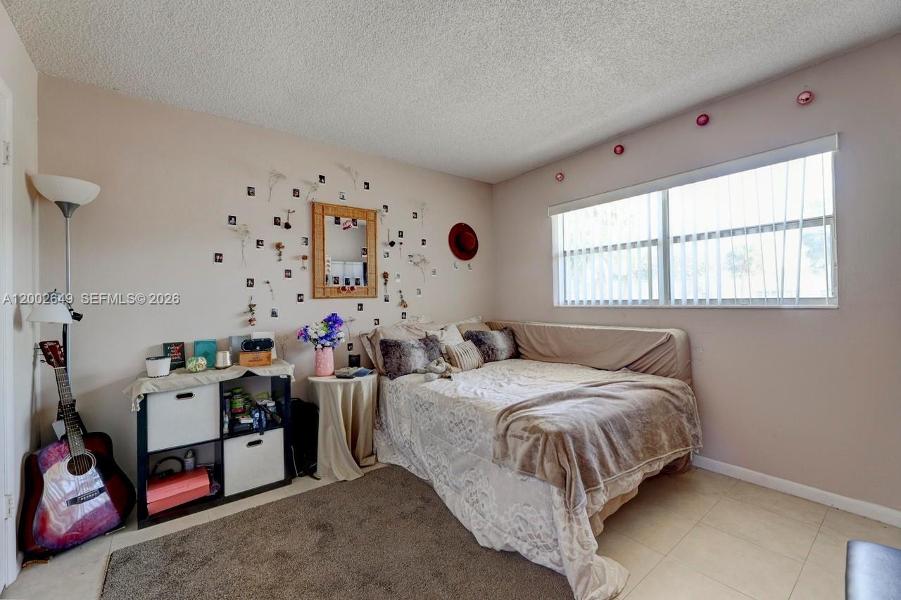 SEQUOIA GARDENS II CONDO - Residential Lease