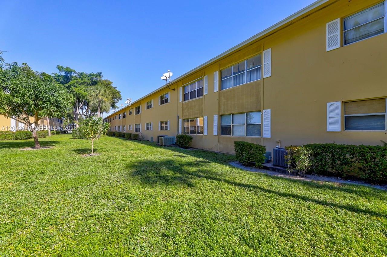 SEQUOIA GARDENS II CONDO - Residential Lease