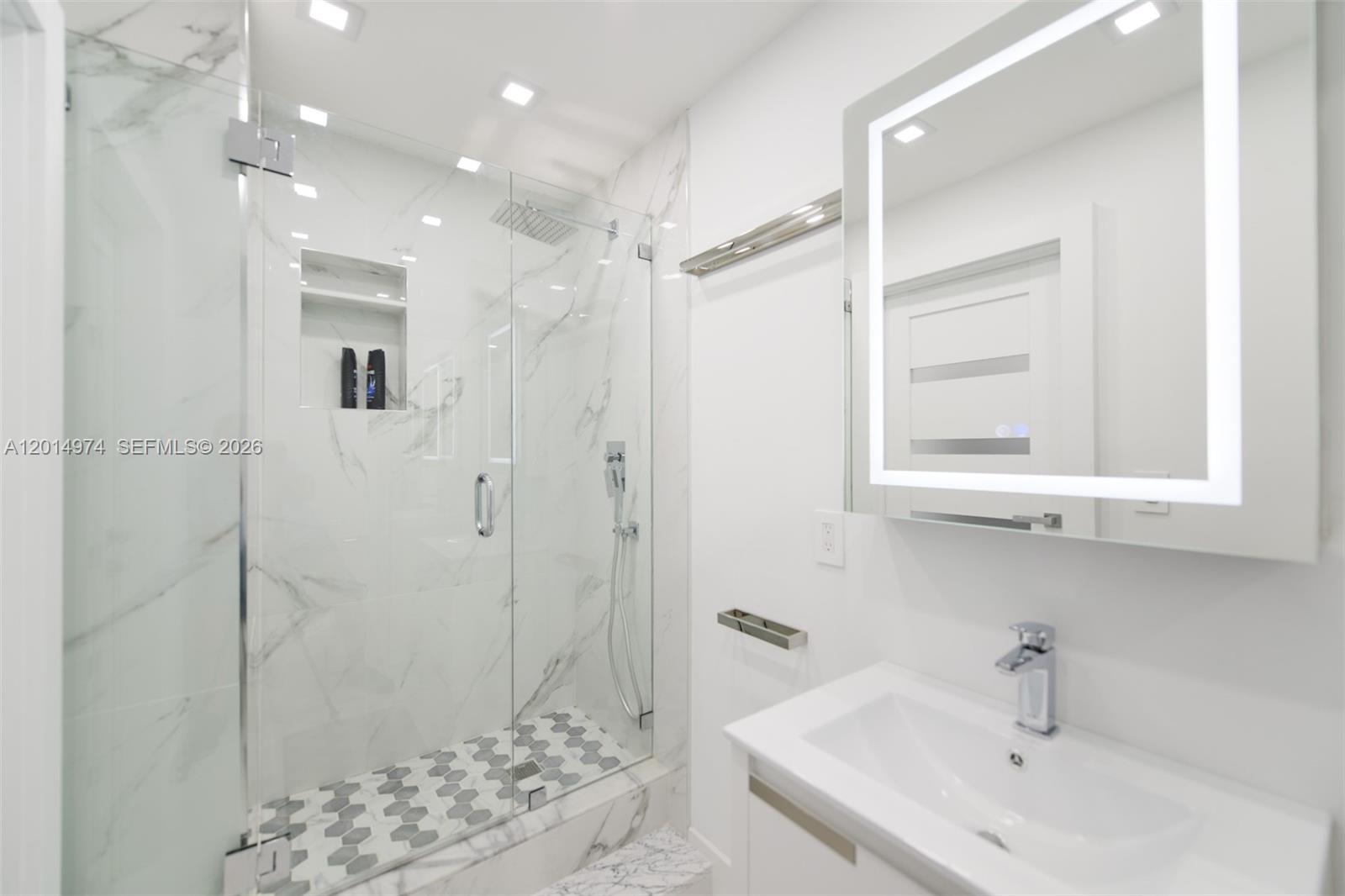 HEMISPHERES CONDO - Residential