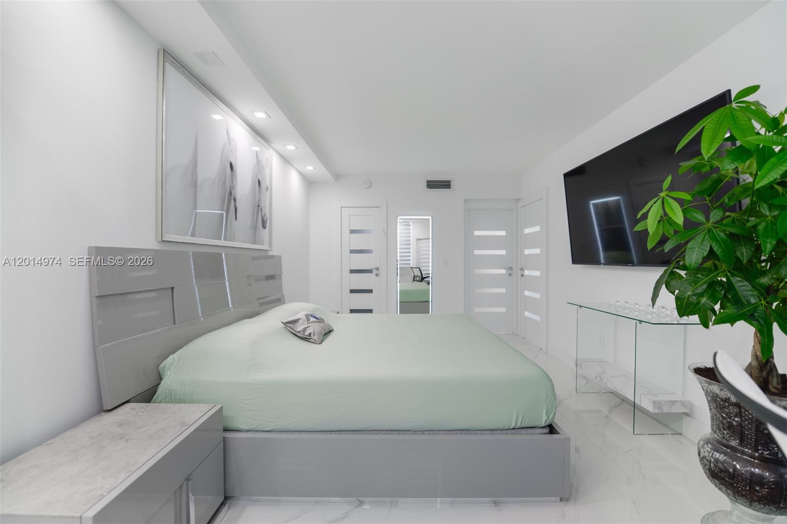 HEMISPHERES CONDO - Residential