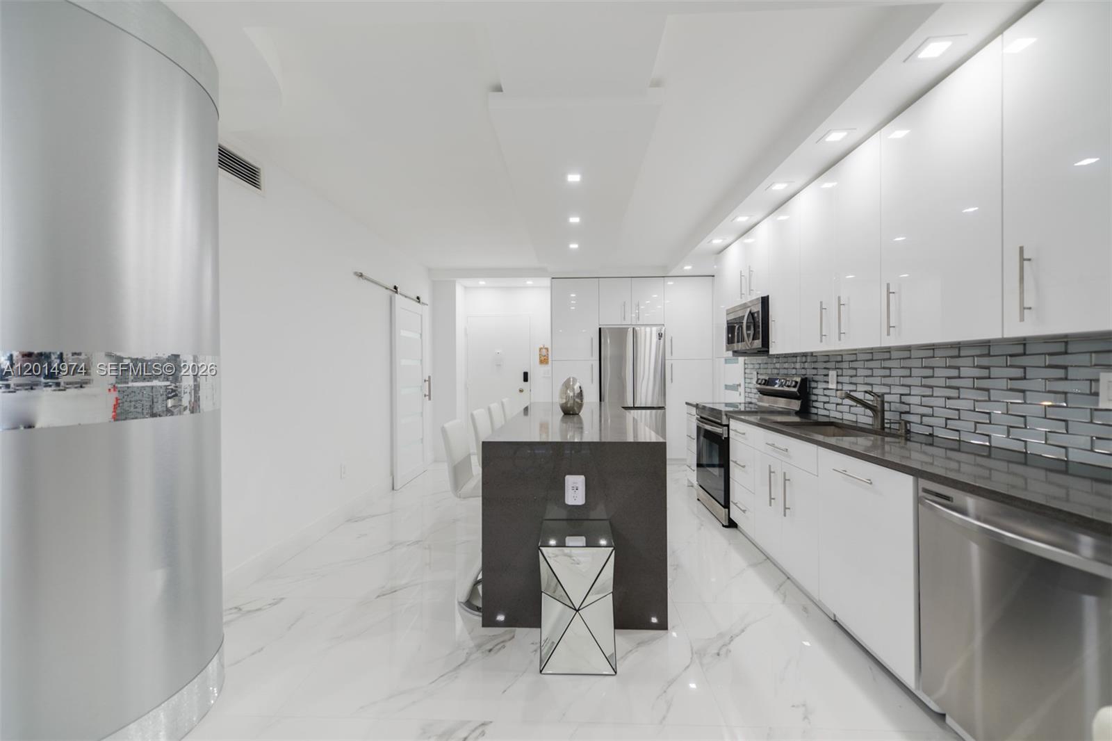 HEMISPHERES CONDO - Residential