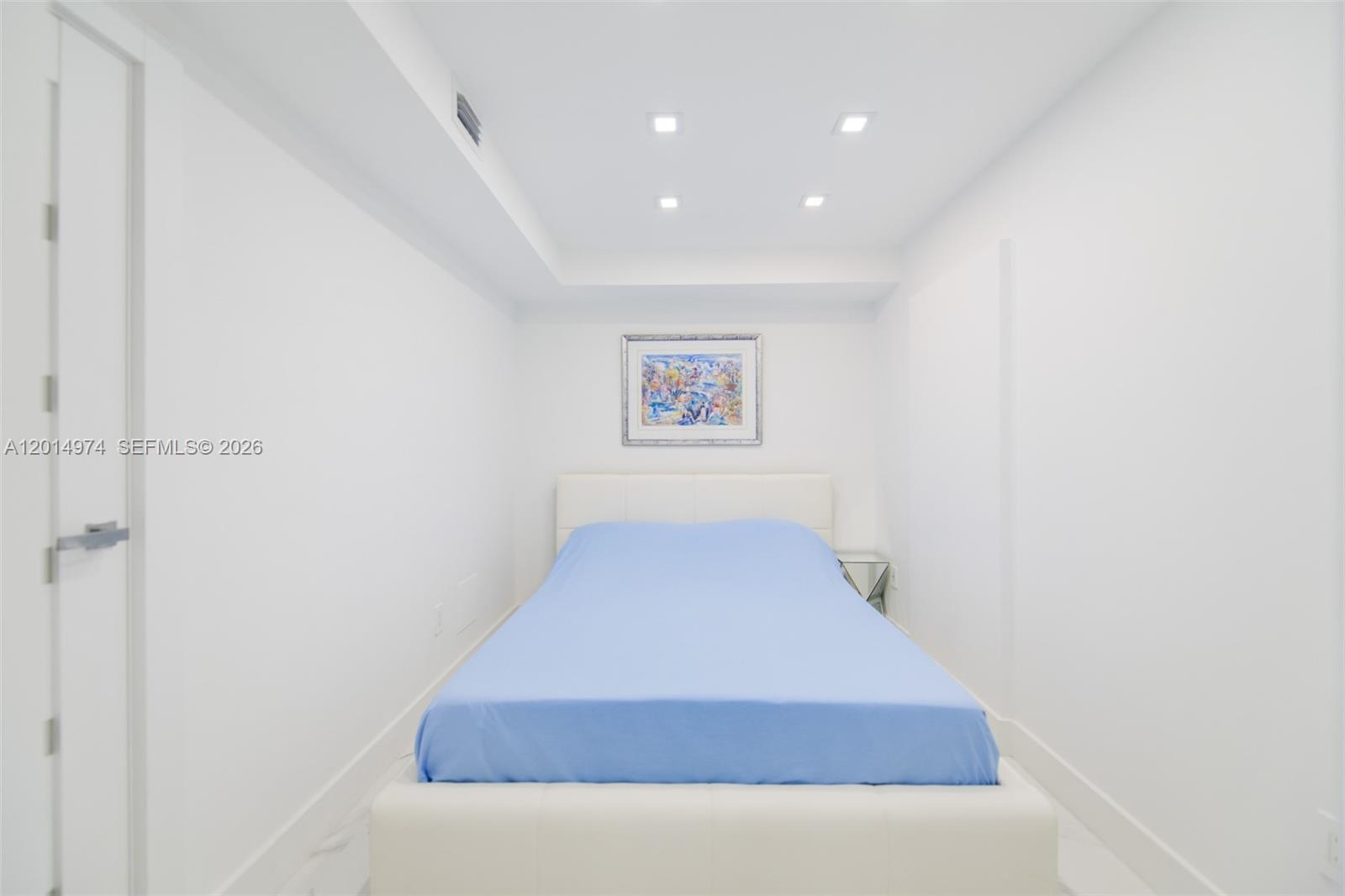 HEMISPHERES CONDO - Residential