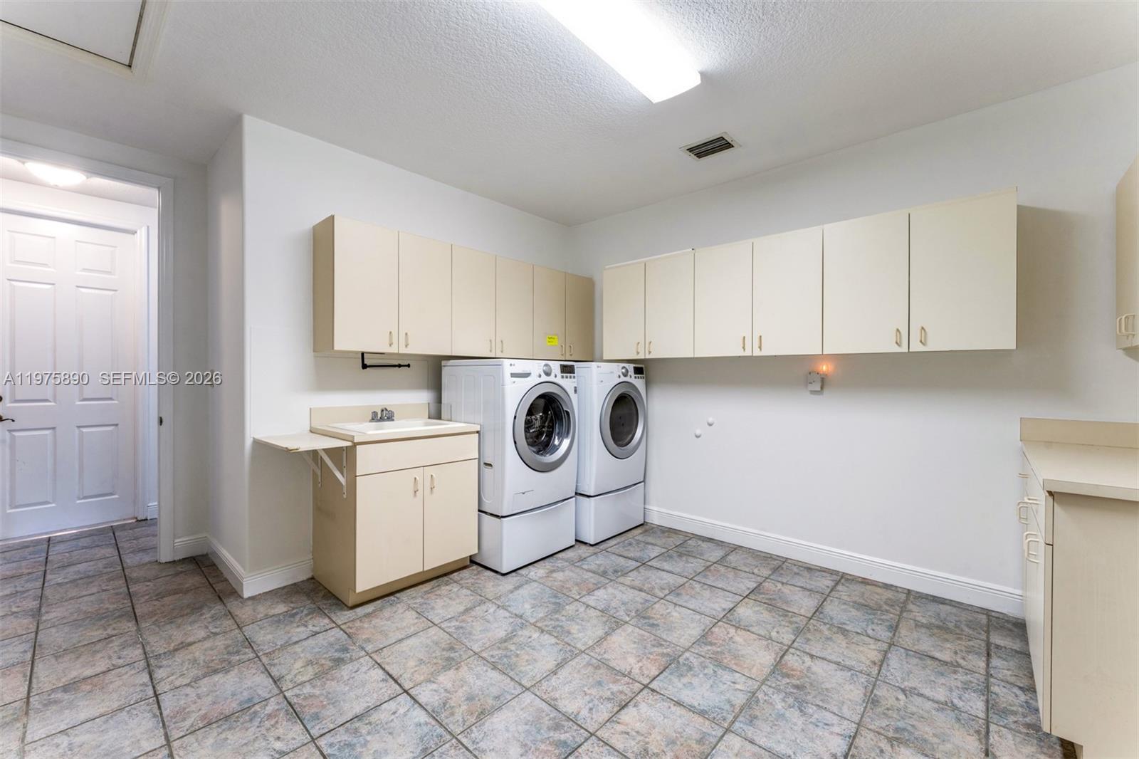 FLAGLER GROVE ESTATES SEC - Residential