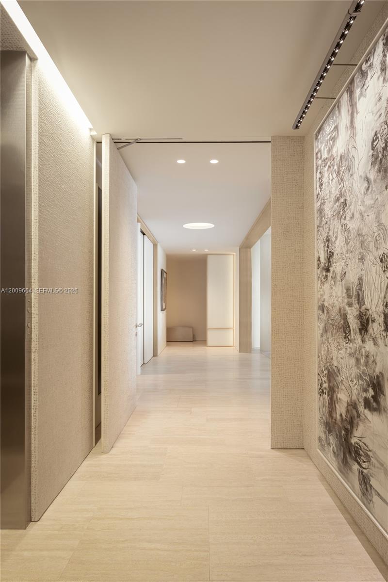SURF CLUB CONDO - Residential
