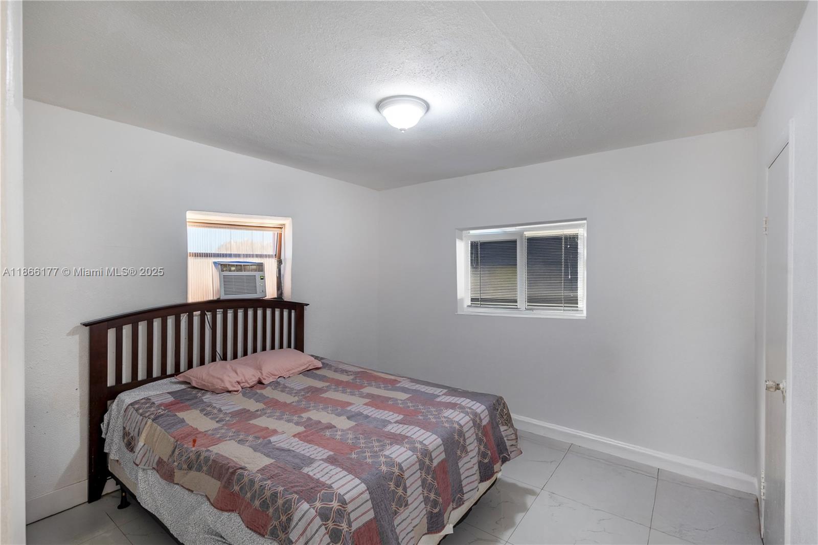 WILDWOOD RIVER VILLAS CON - Residential