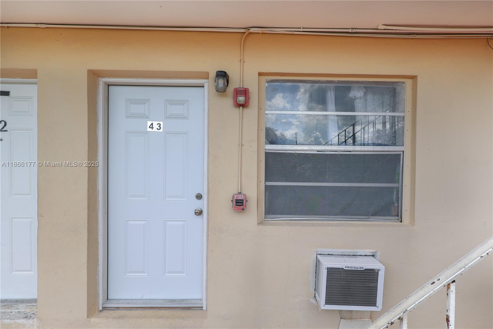 2651 NW 13th St 43