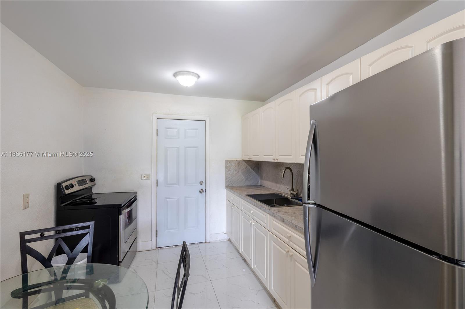 WILDWOOD RIVER VILLAS CON - Residential