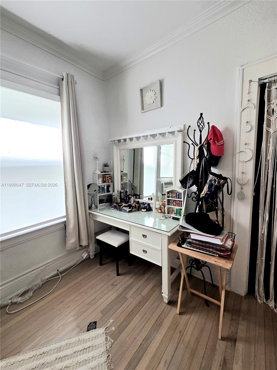 MENDOZA CONDO - Residential Lease