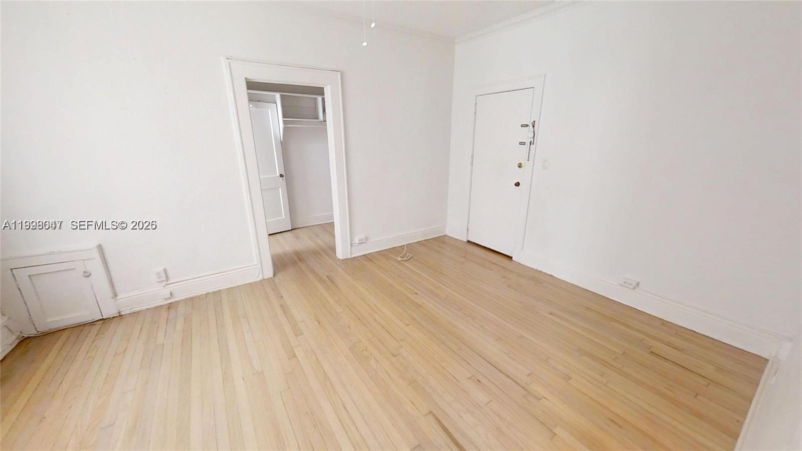 MENDOZA CONDO - Residential Lease