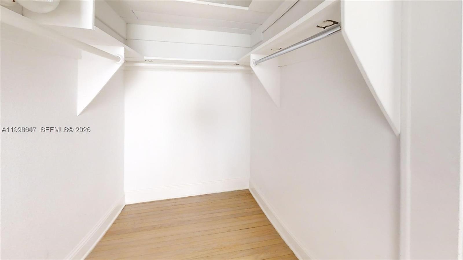 MENDOZA CONDO - Residential Lease