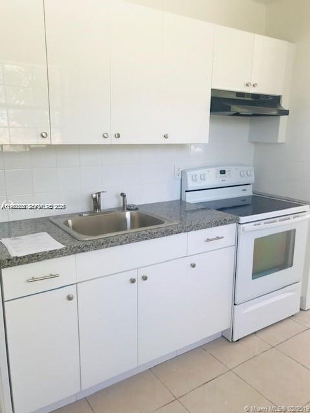 Photo of 752 NW 3rd Ct, Hallandale Beach, FL 33009 (MLS # A11980208)