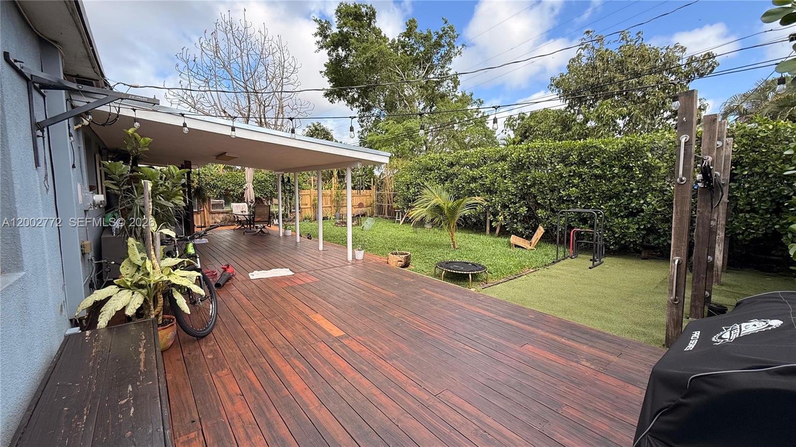 WEST MIAMI SHORES SEC C - Residential Lease