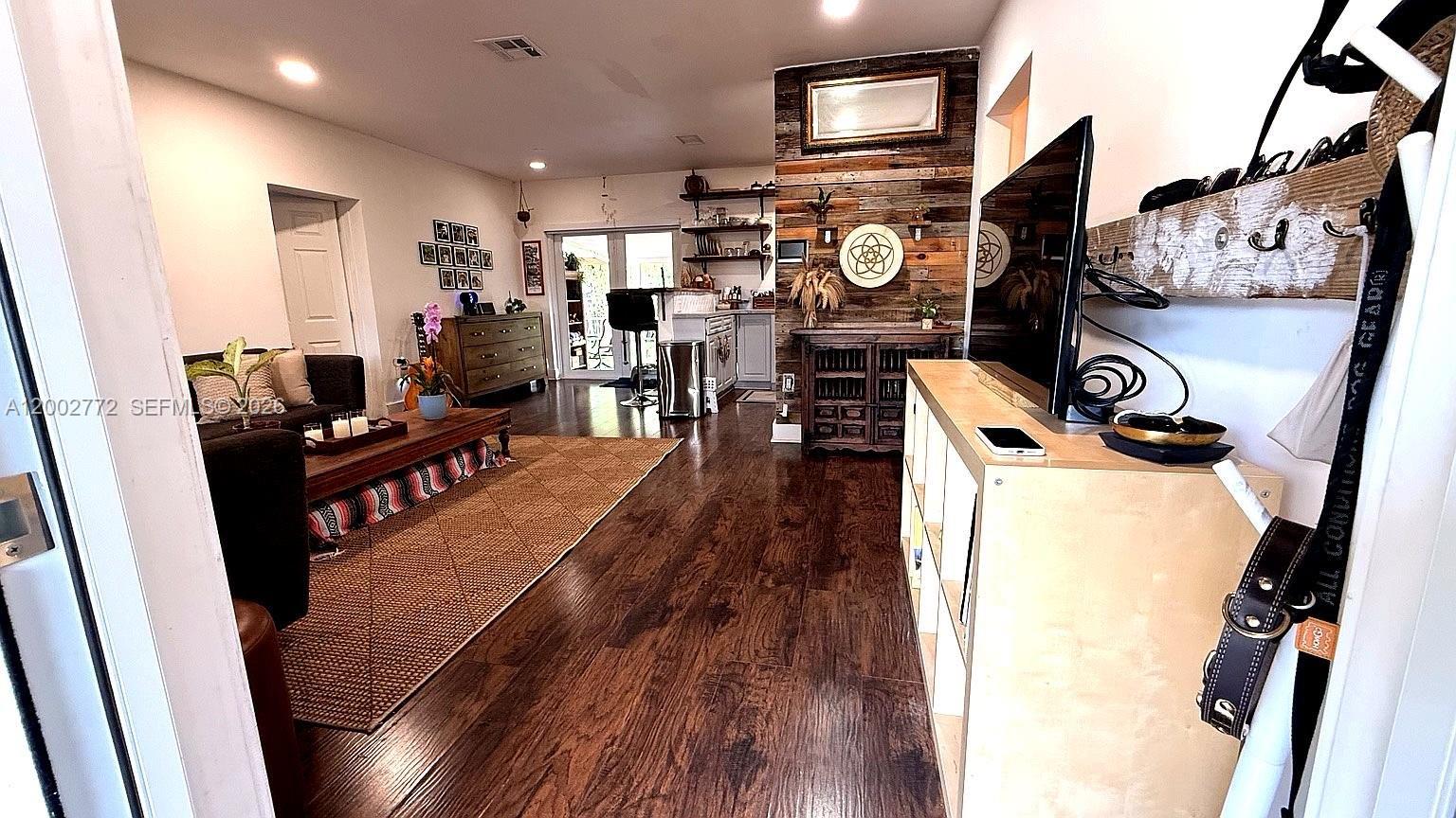 WEST MIAMI SHORES SEC C - Residential Lease