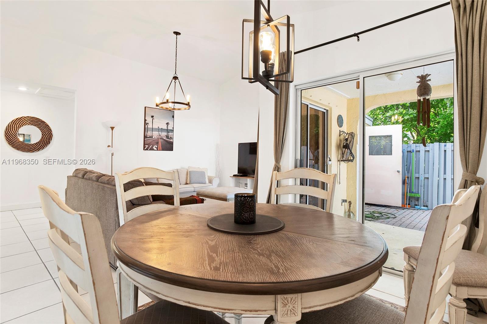 COUNTRY ISLES PHASE II - Residential