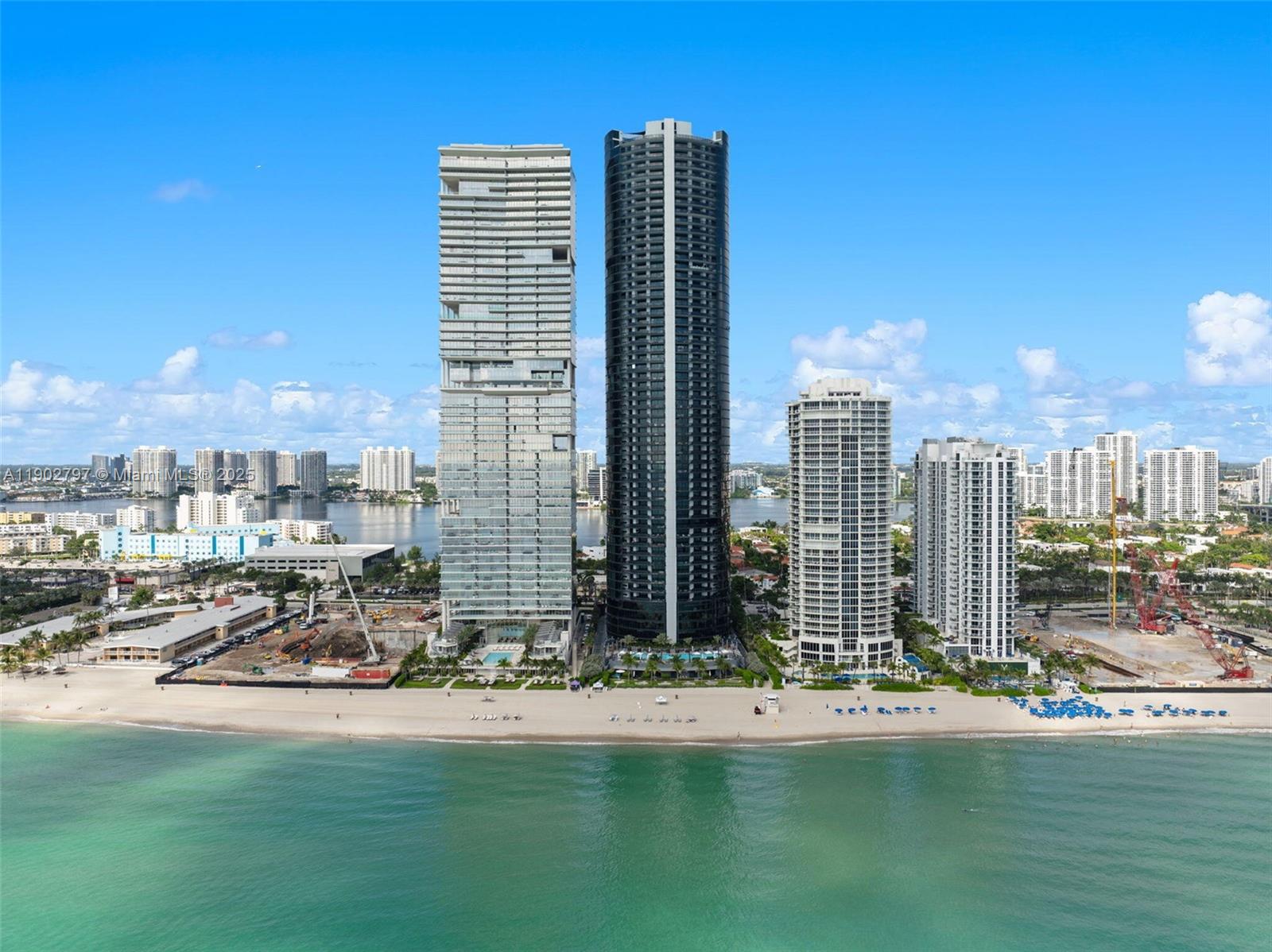 18555 COLLINS AVENUE COND - Residential