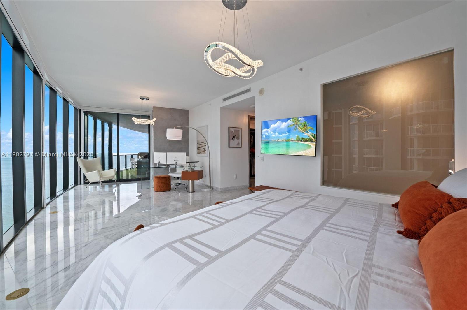 18555 COLLINS AVENUE COND - Residential