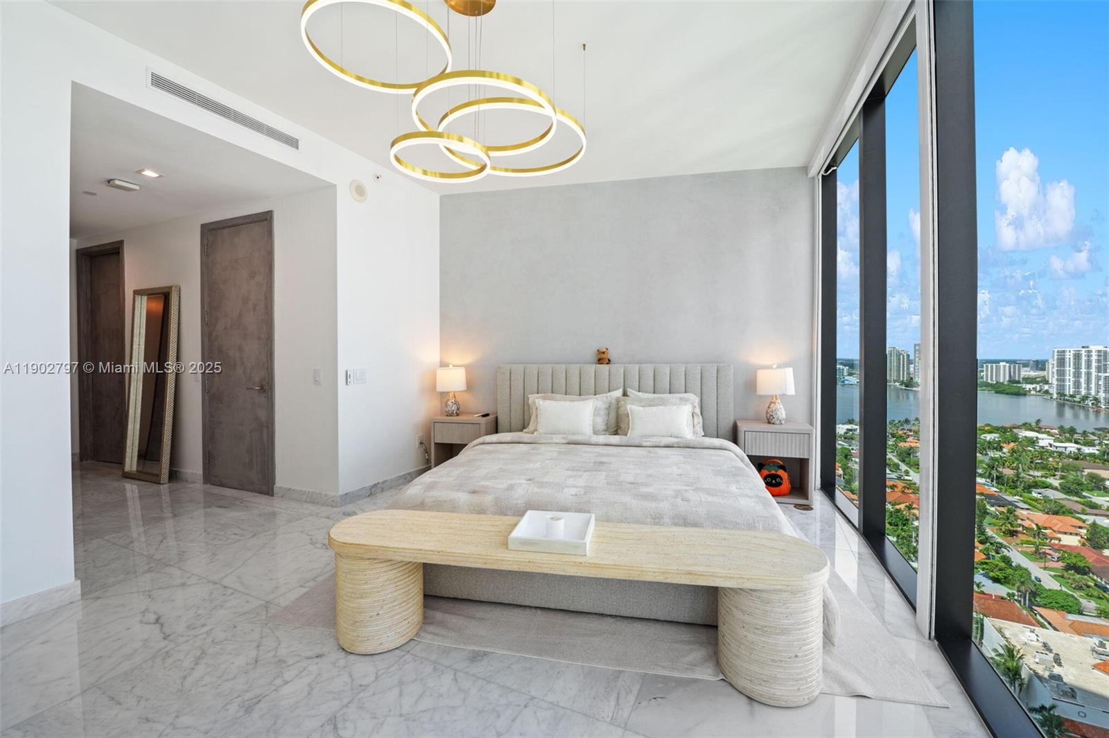 18555 COLLINS AVENUE COND - Residential