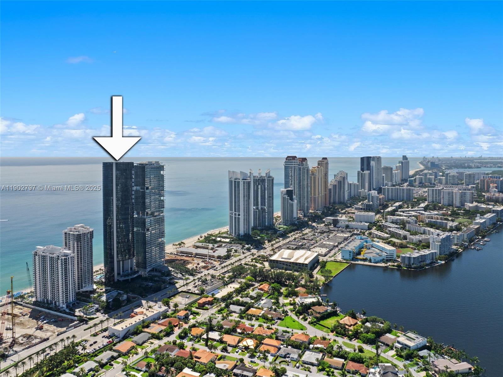 18555 COLLINS AVENUE COND - Residential