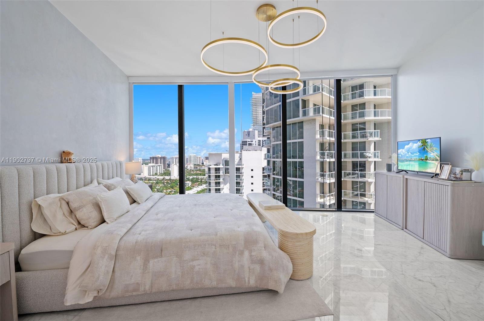 18555 COLLINS AVENUE COND - Residential