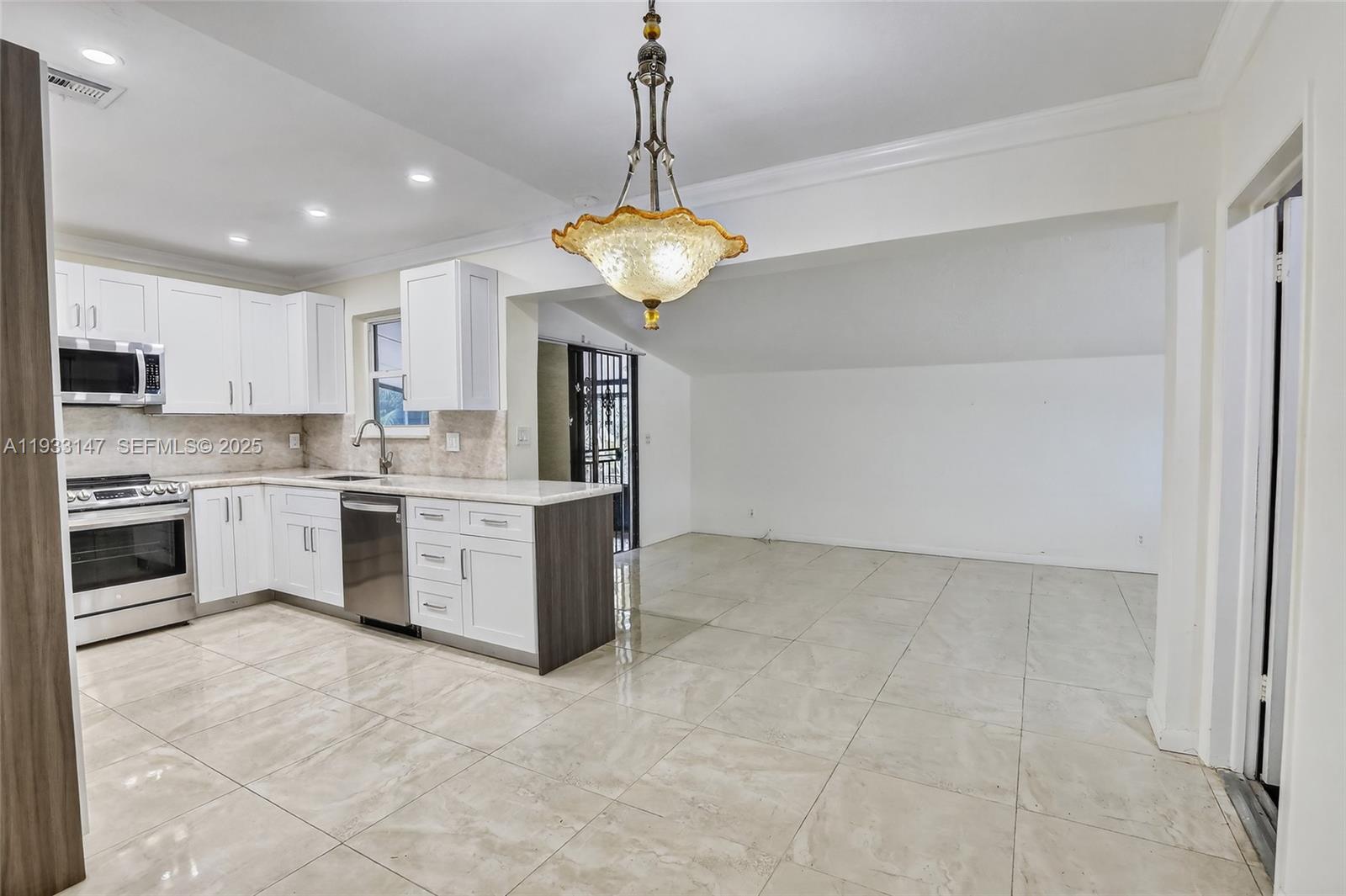 SUNSWEPT ISLE - Residential