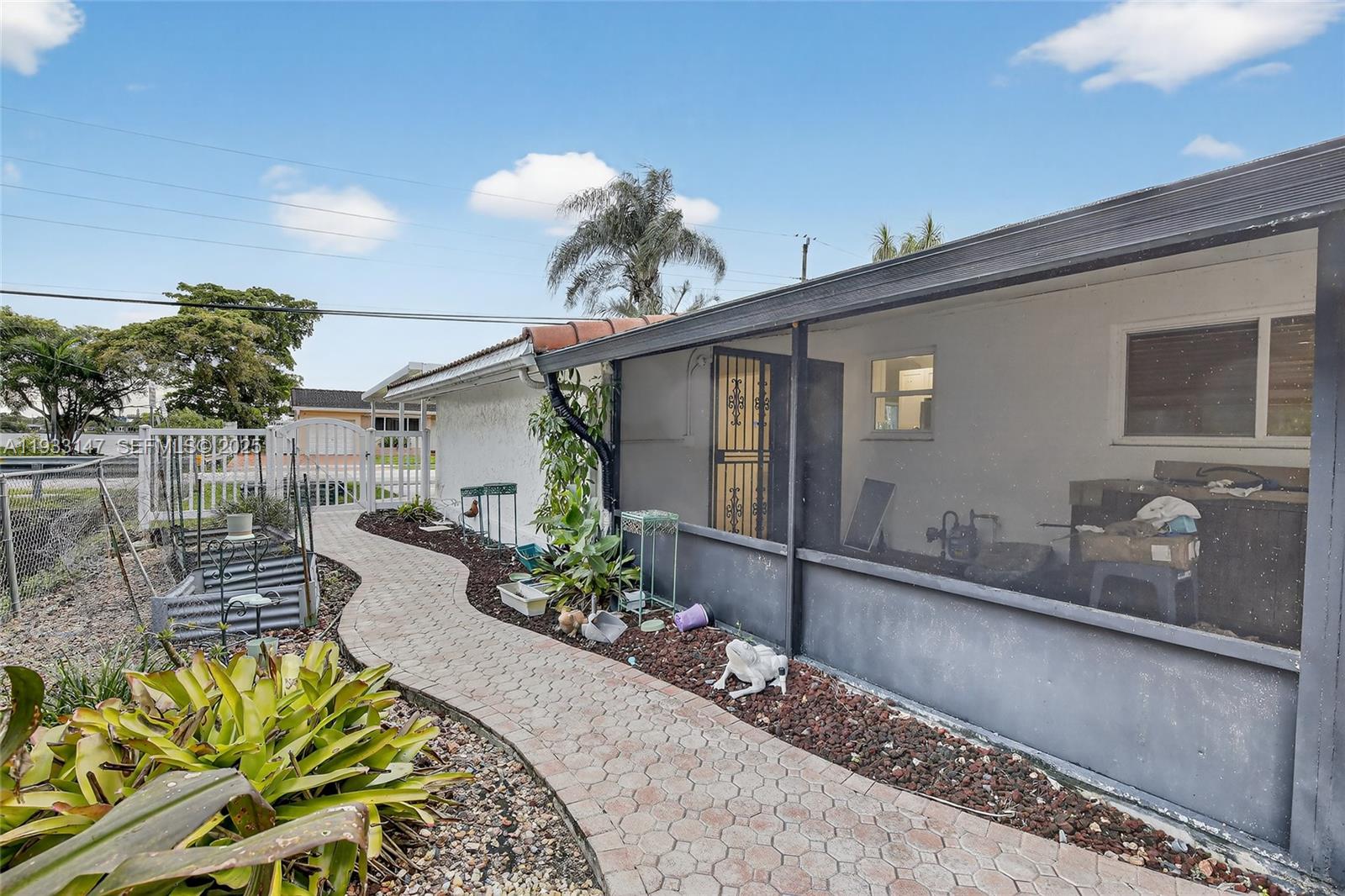 SUNSWEPT ISLE - Residential