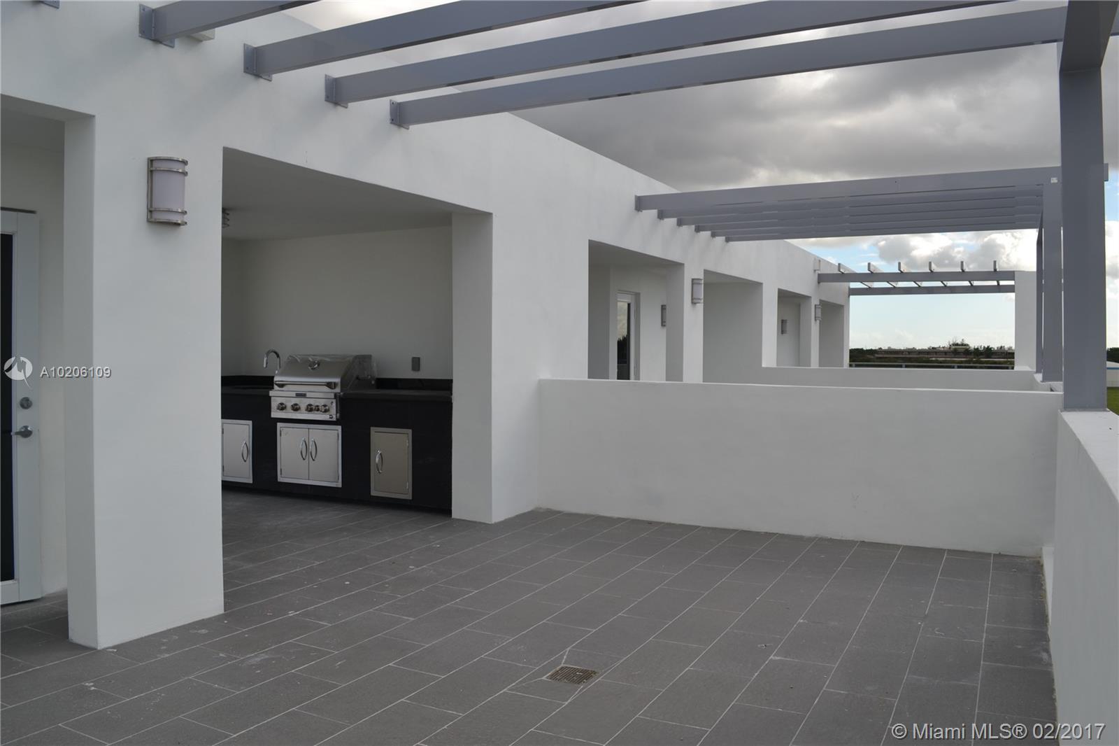 CONTEMPO TOWNHOMES - Residential Lease