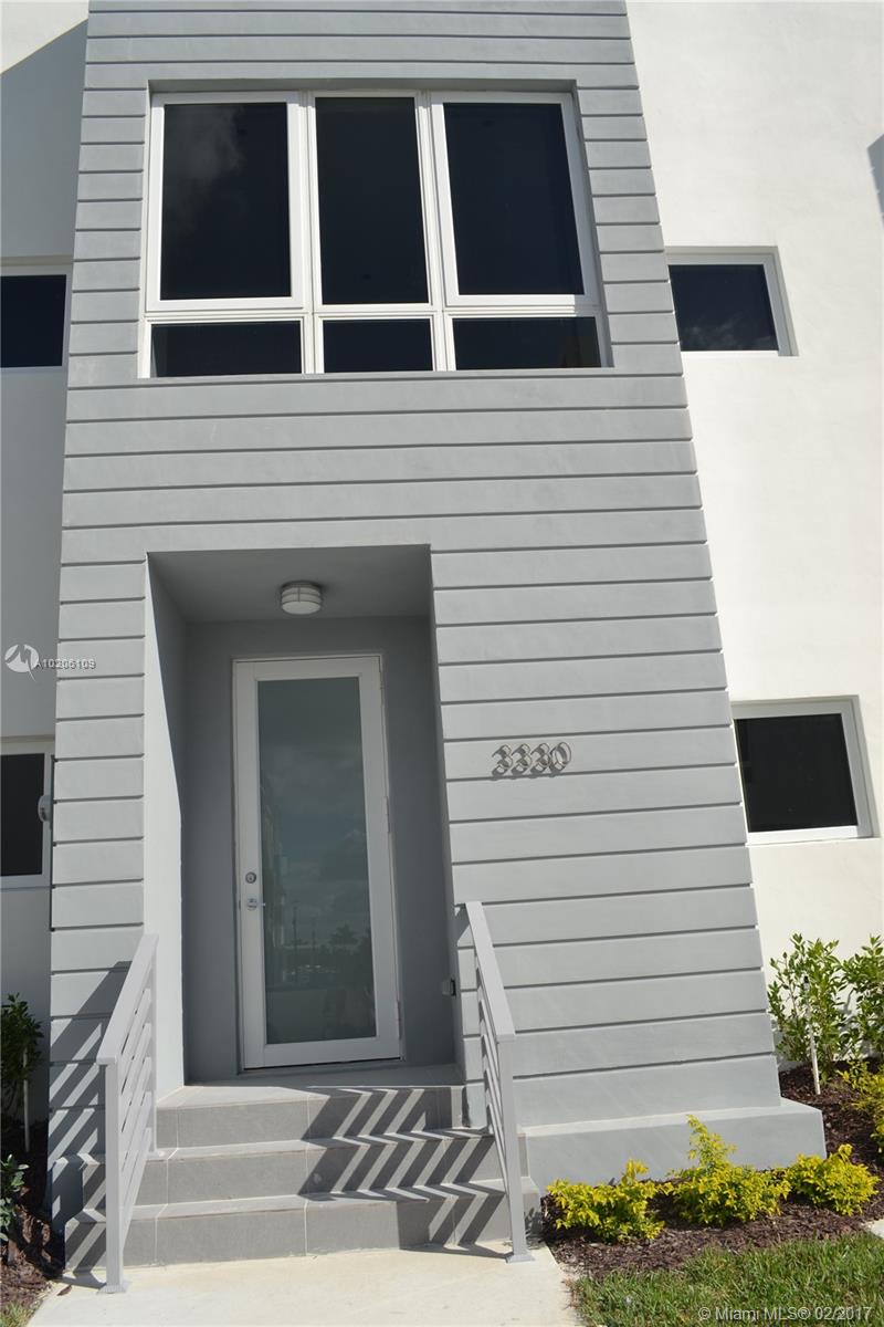 CONTEMPO TOWNHOMES - Residential Lease