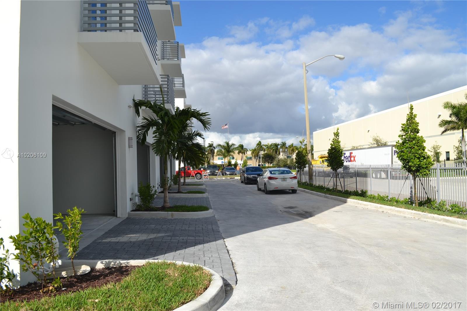 CONTEMPO TOWNHOMES - Residential Lease