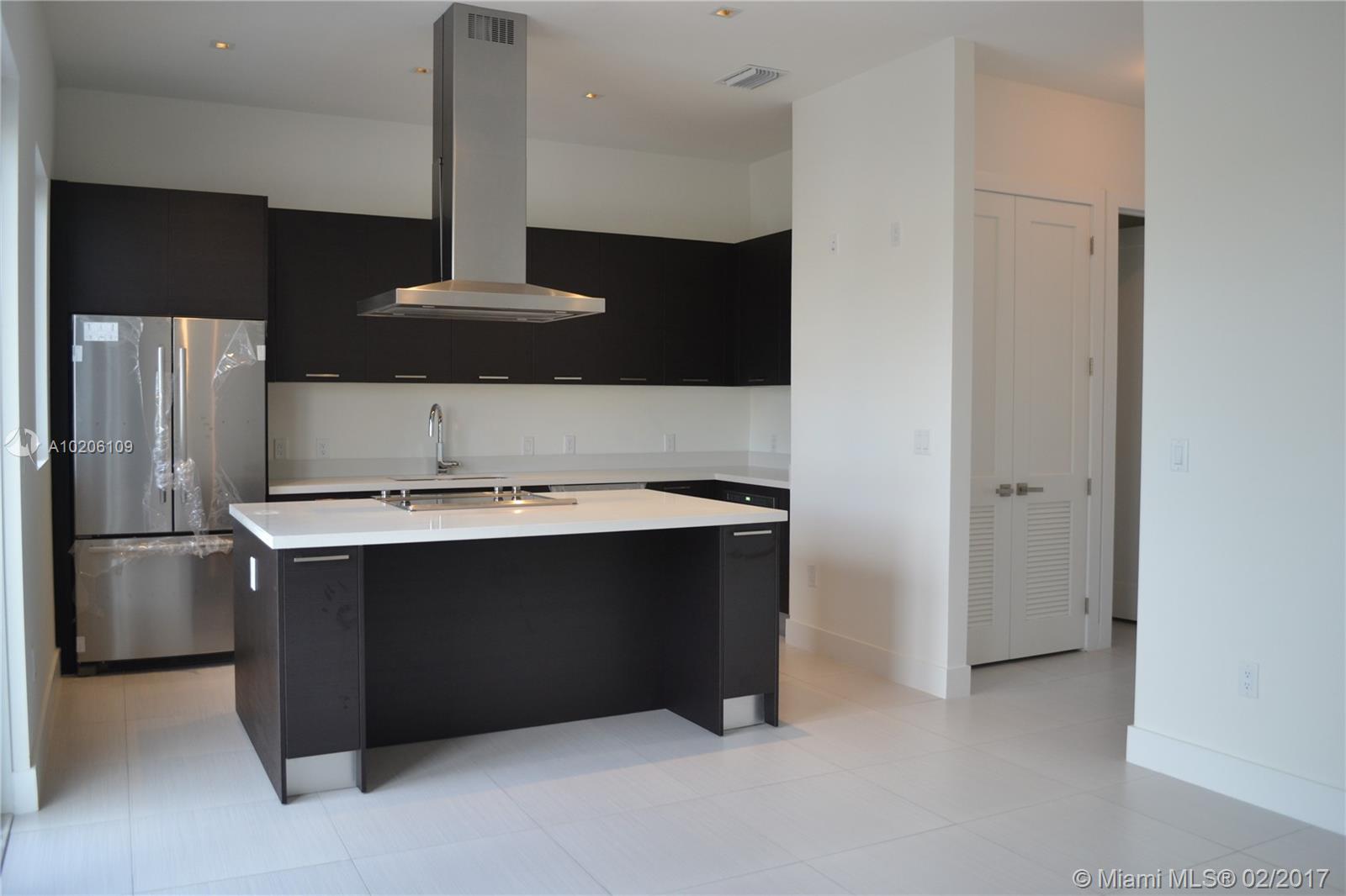 CONTEMPO TOWNHOMES - Residential Lease