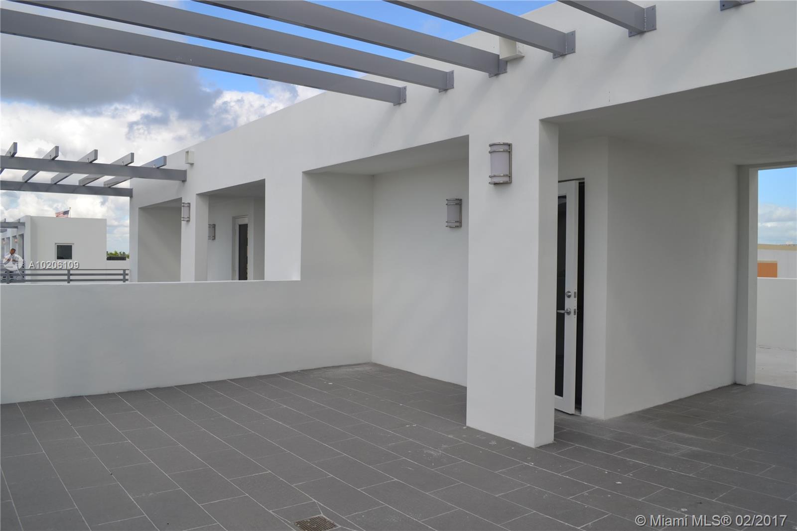 CONTEMPO TOWNHOMES - Residential Lease