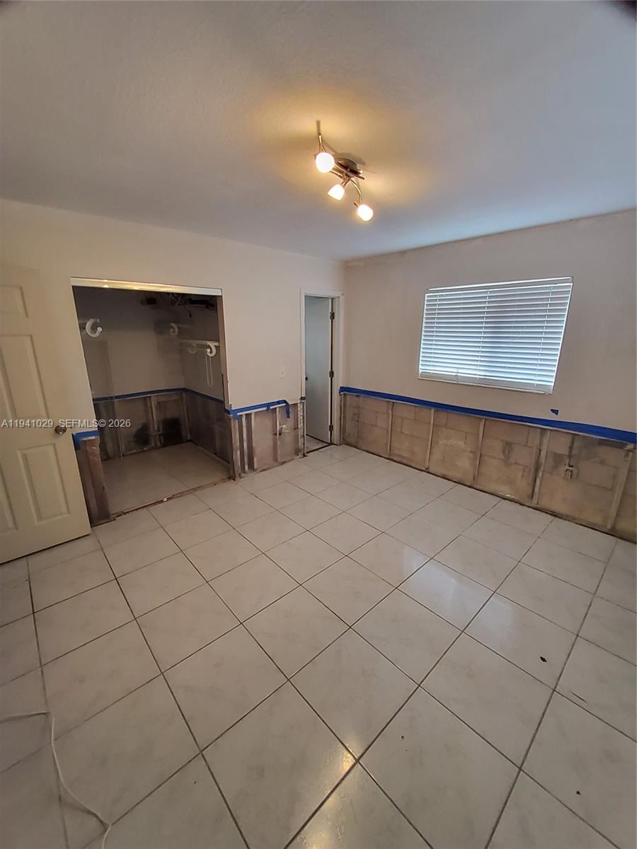 RADIO HEIGHTS - Residential