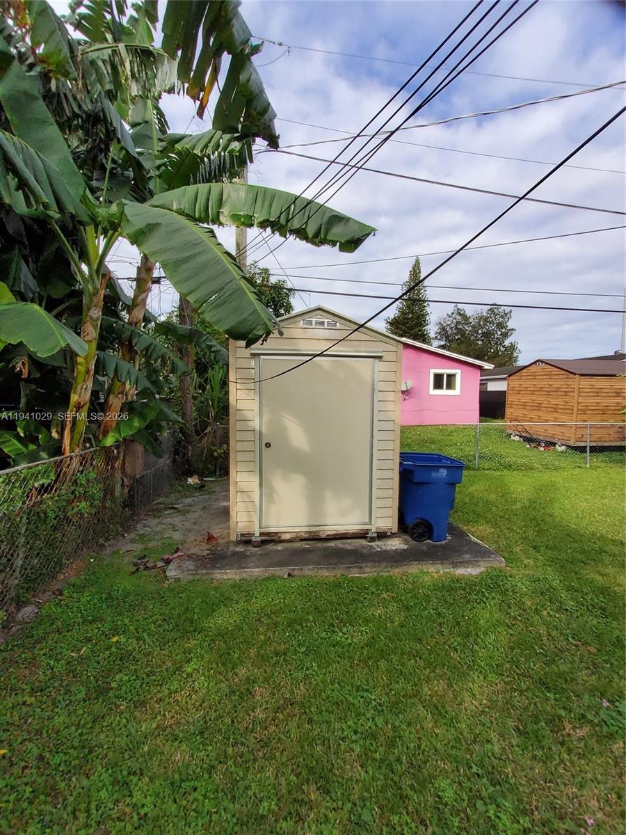 RADIO HEIGHTS - Residential