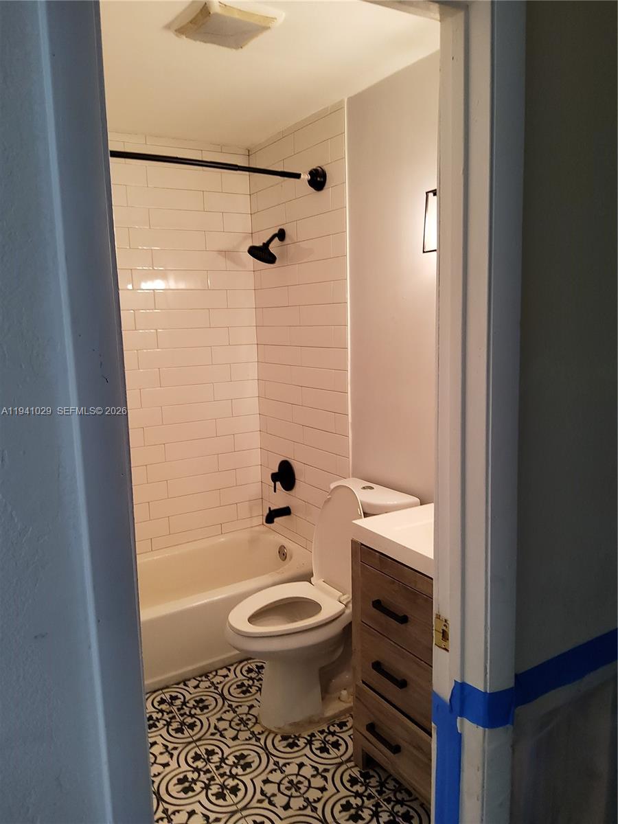 RADIO HEIGHTS - Residential