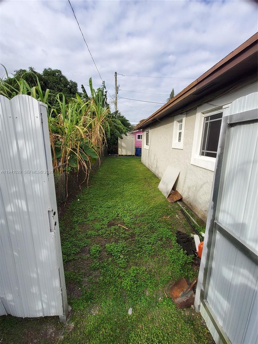 RADIO HEIGHTS - Residential