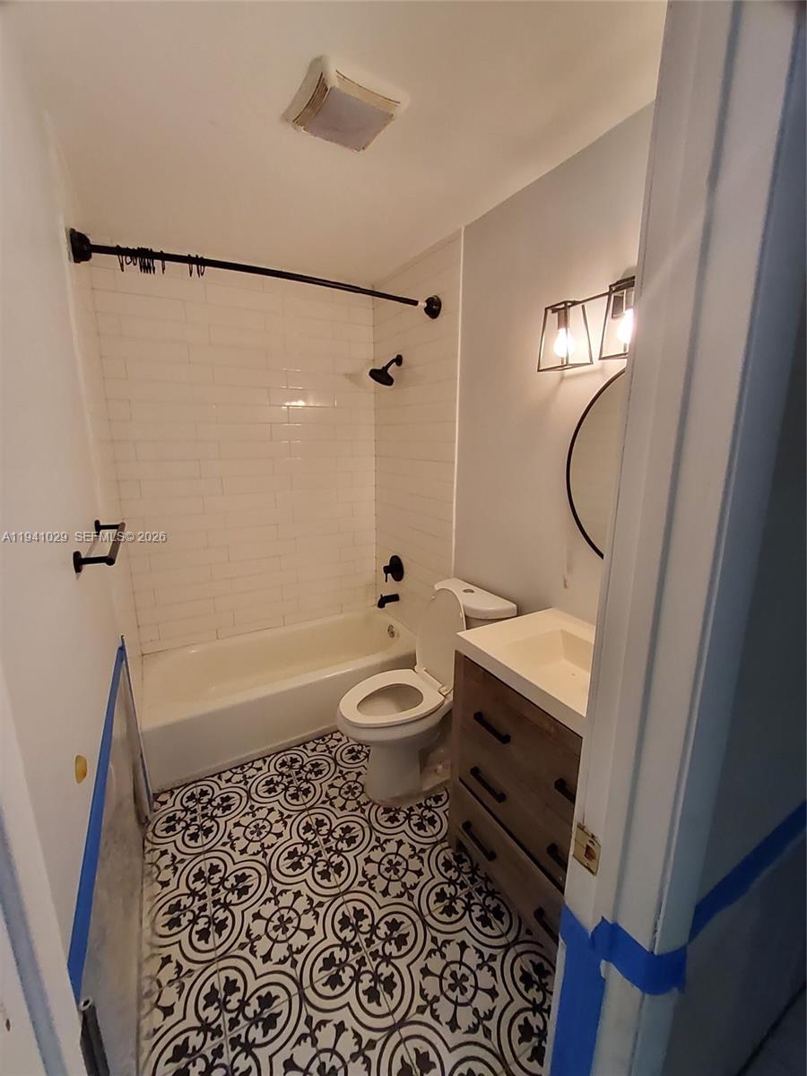 RADIO HEIGHTS - Residential