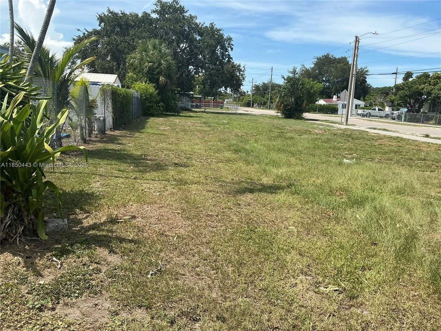 Beautiful Large Corner Lot! Developers Dream! Opportunity Zone to build 25 or more Housing Units!
Centrally Located in desirable area in the heart of Miami.
Don’t Miss This Opportunity *ANY SUBJECT LIENS WILL PIAD BY SELLER*
For More Information Contact Listing Agent.